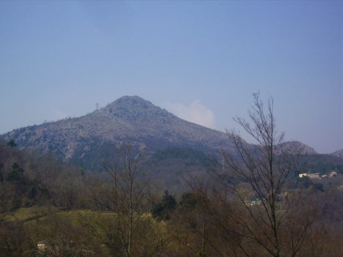 Monte Pennone e Bric Pidocchio mt. 801-815